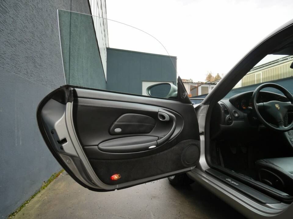 Bild 43/50 von Porsche 911 Carrera (2004)