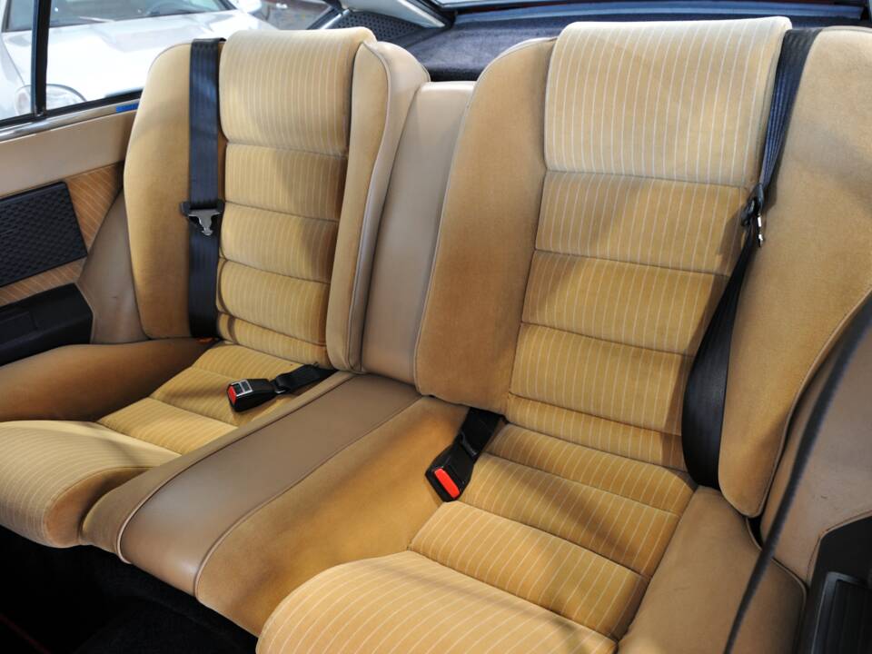 Image 24/28 of Alfa Romeo GTV 2.0 (1984)