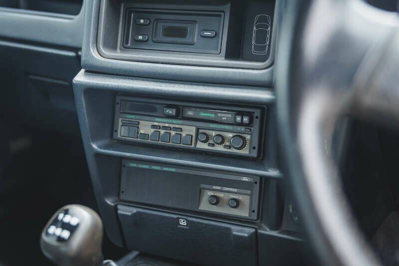Image 21/50 of Ford Sierra Cosworth 4x4 (1991)
