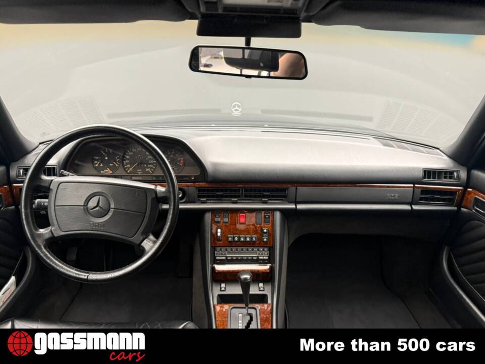 Image 11/15 of Mercedes-Benz 560 SEL (1991)