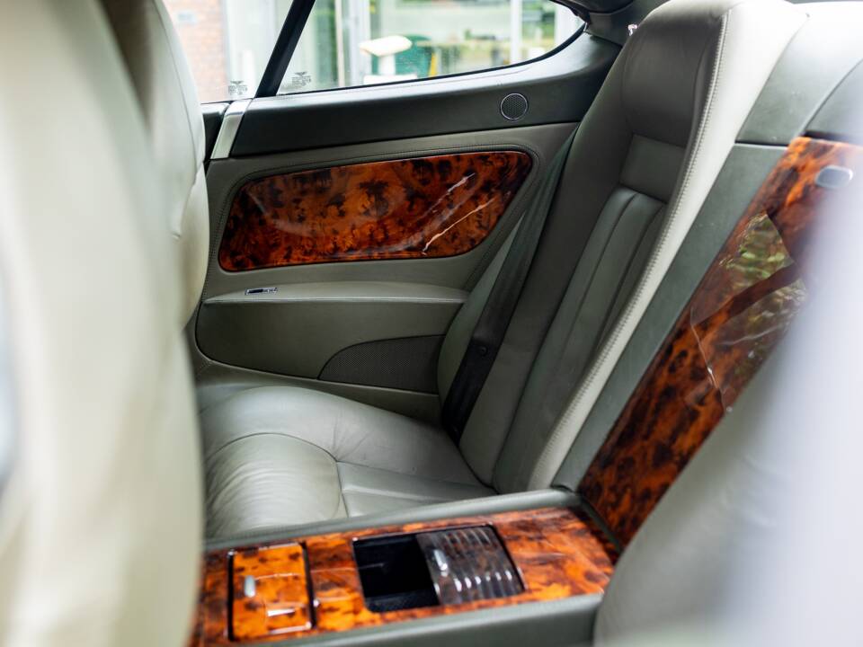 Immagine 21/50 di Bentley Continental GT (2004)