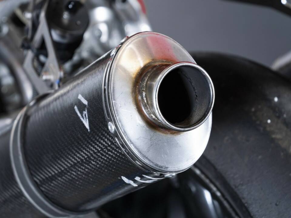 Immagine 27/50 di Ducati DUMMY (1999)