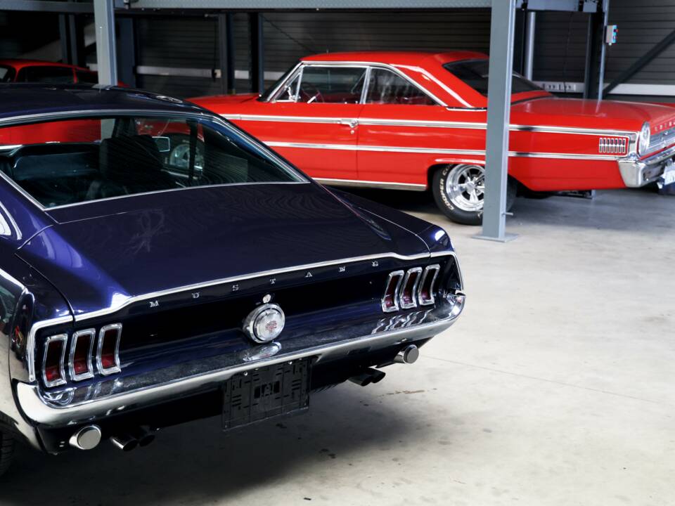 Image 37/57 of Ford Mustang 302 (1968)