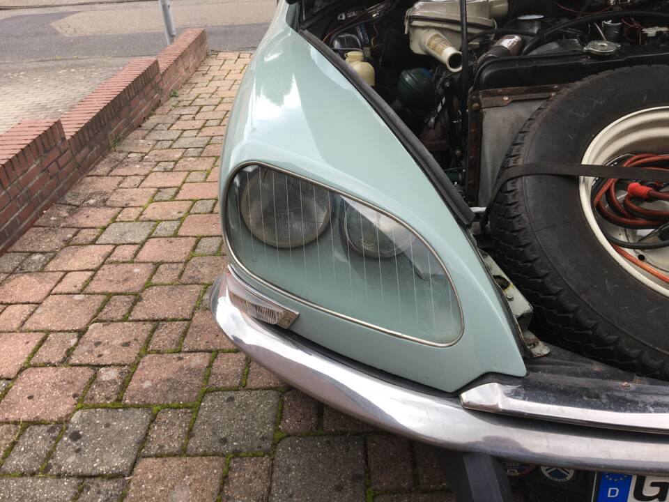 Bild 4/80 von Citroën DS 21 Pallas (1973)