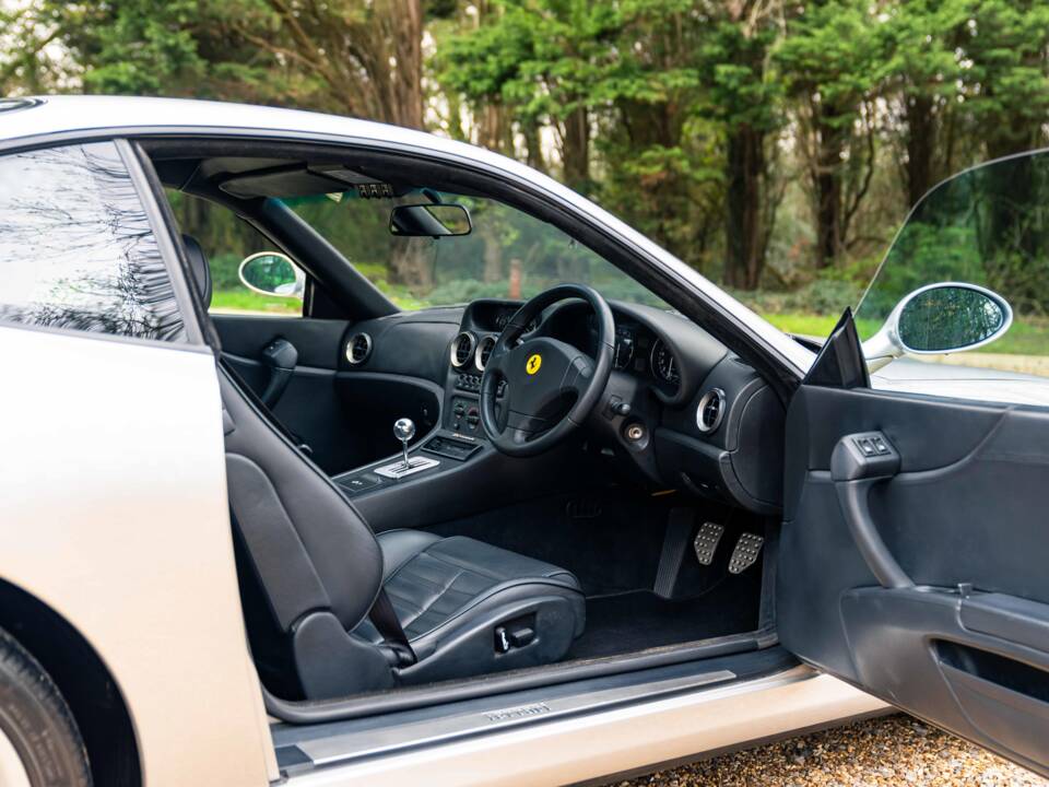 Image 9/22 of Ferrari 550 Maranello (1998)