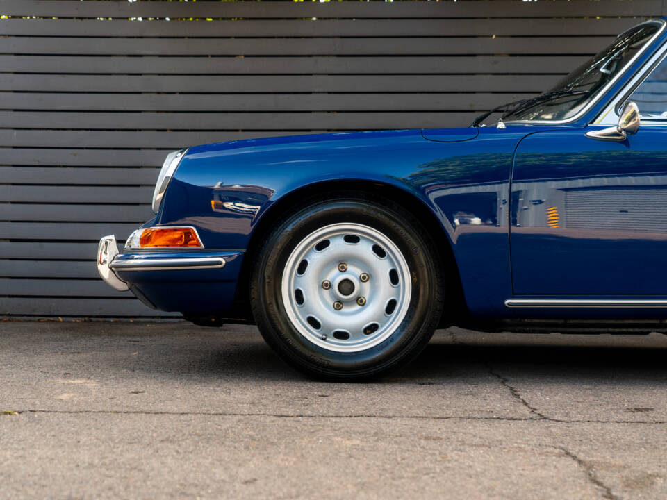 Image 4/42 of Porsche 912 (1967)