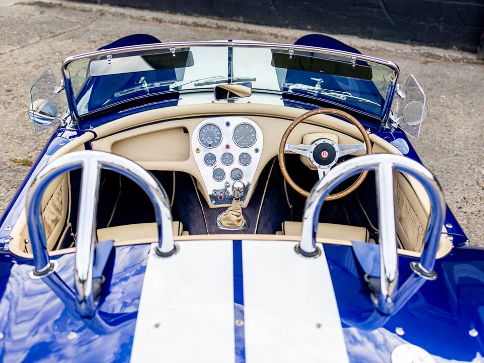 Image 28/50 of Dax Cobra (2005)