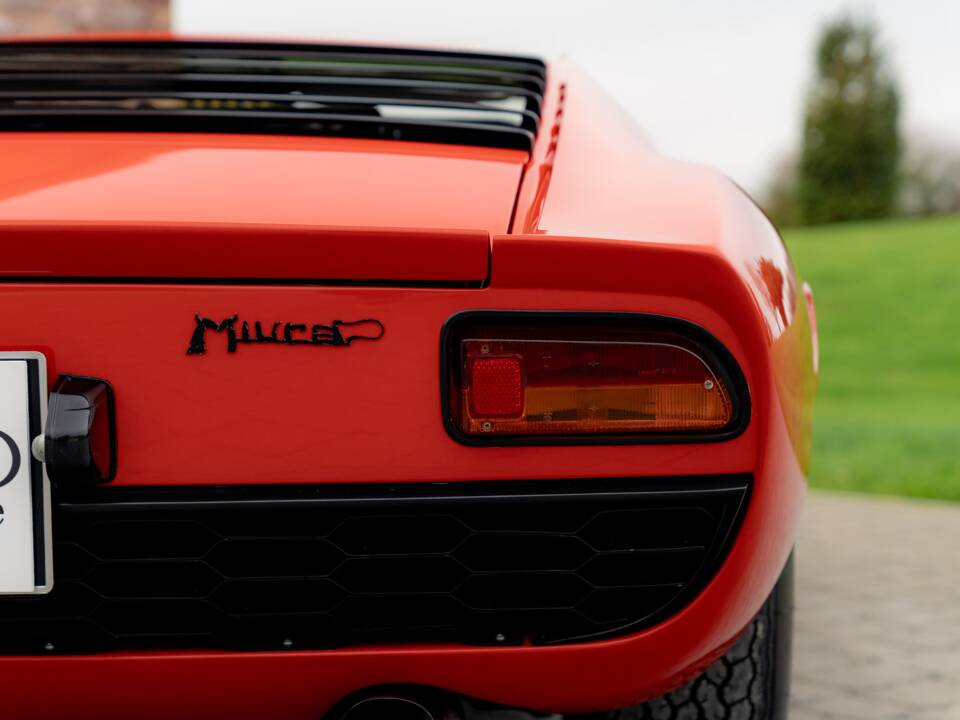 Bild 37/85 von Lamborghini Miura P 400 (1967)