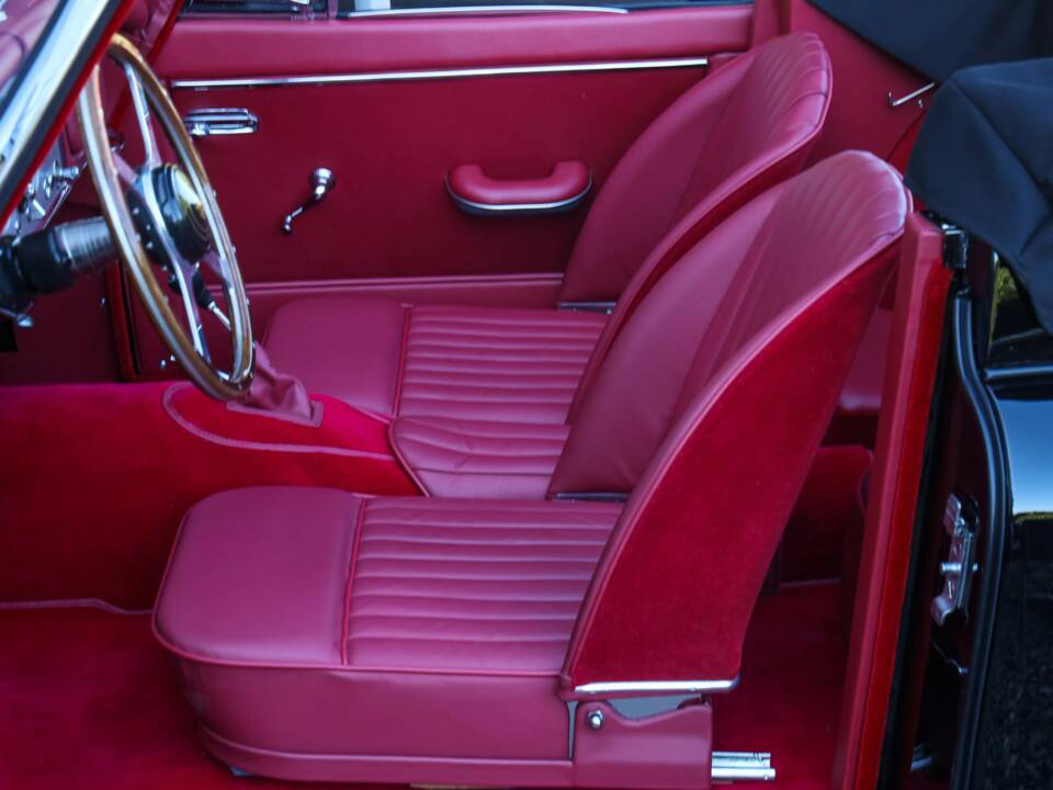 Obraz 29/50 pojazdu Jaguar XK 150 3.4 S DHC (1958)