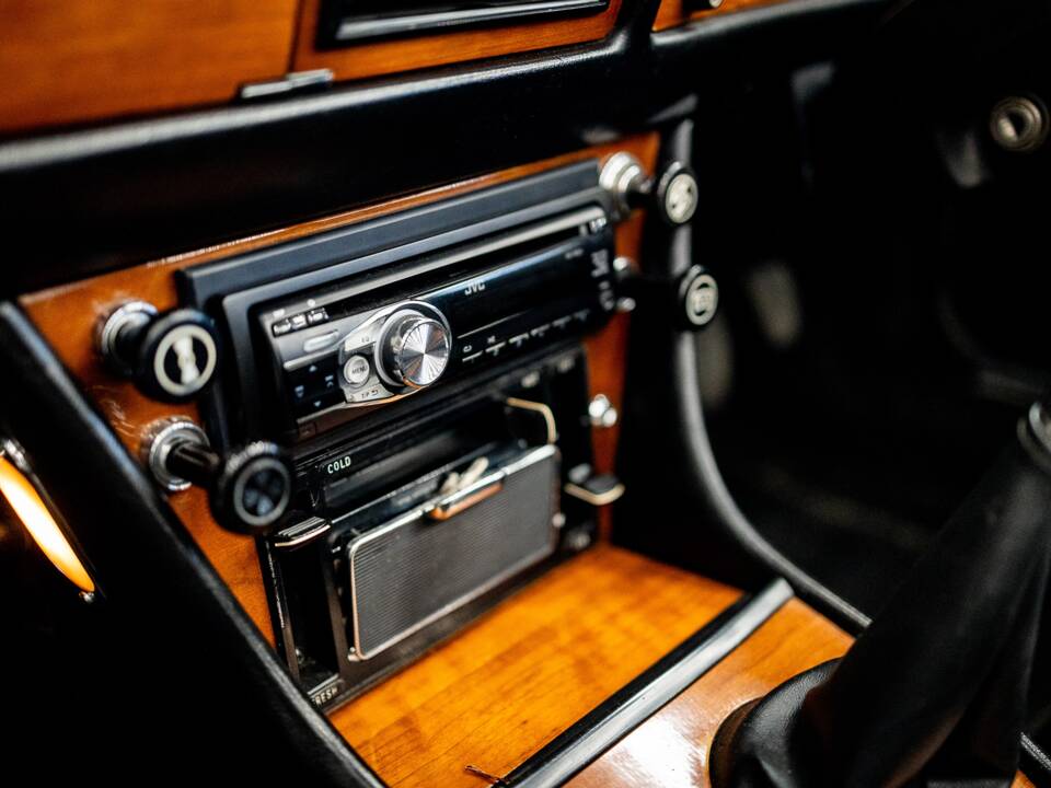 Bild 39/50 von Triumph Stag (1971)