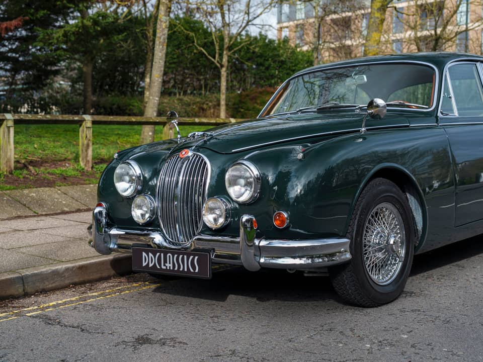 Image 8/31 of Jaguar 340 (1968)