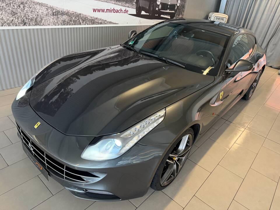 Image 4/18 of Ferrari FF (2012)
