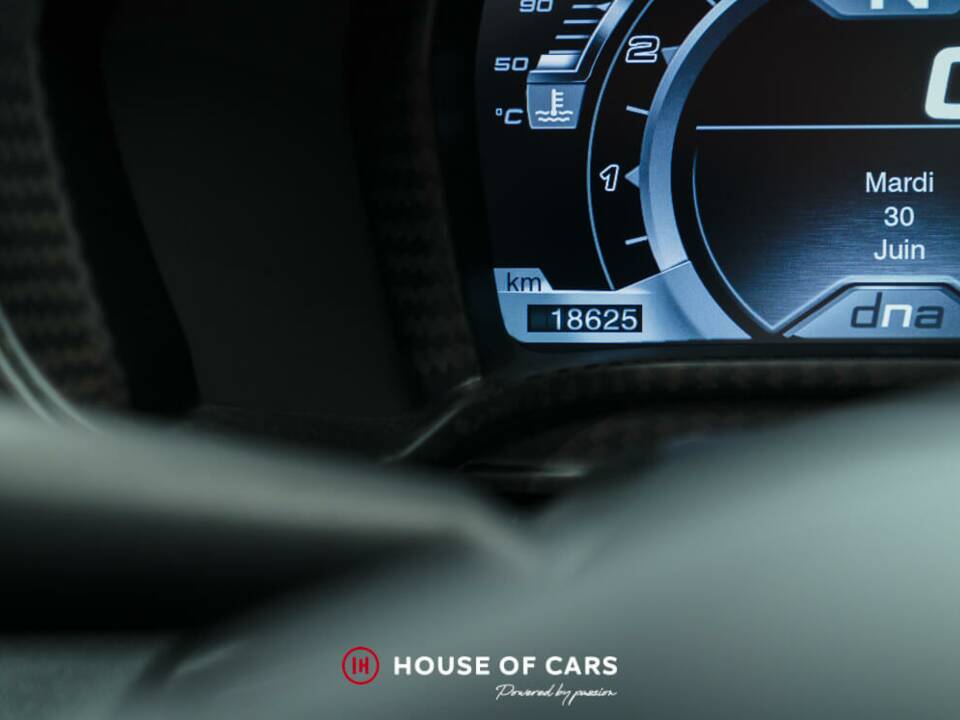 Image 24/25 of Alfa Romeo 4C Spider (2016)