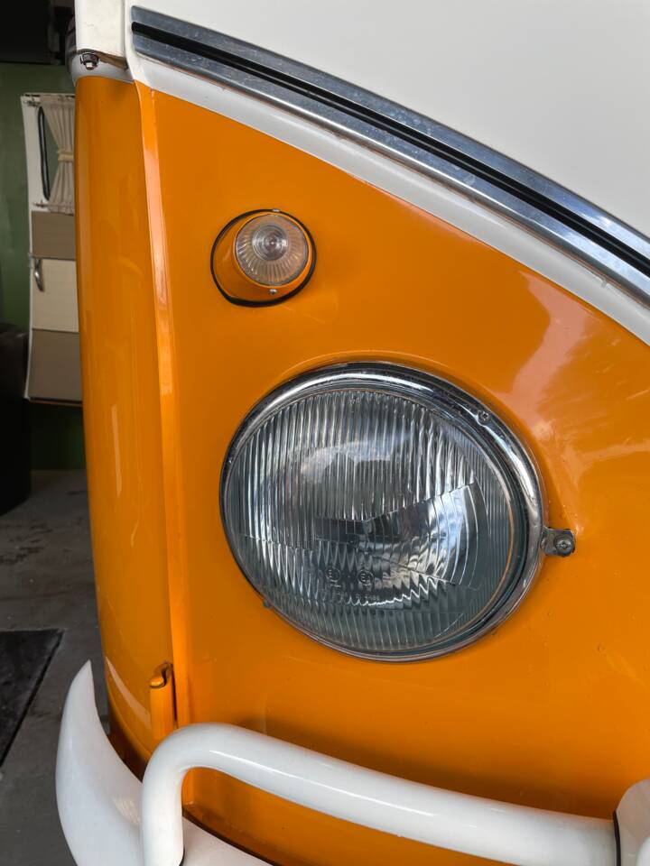 Image 44/50 of Volkswagen T1 Samba 1.2 (1962)