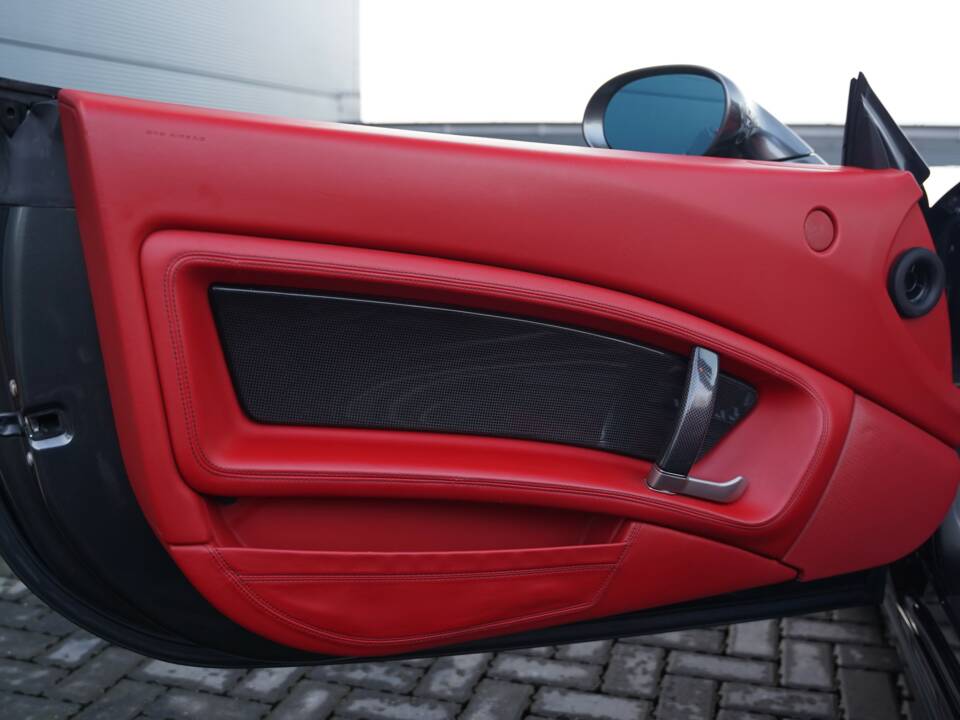 Image 15/50 of Ferrari California (2009)