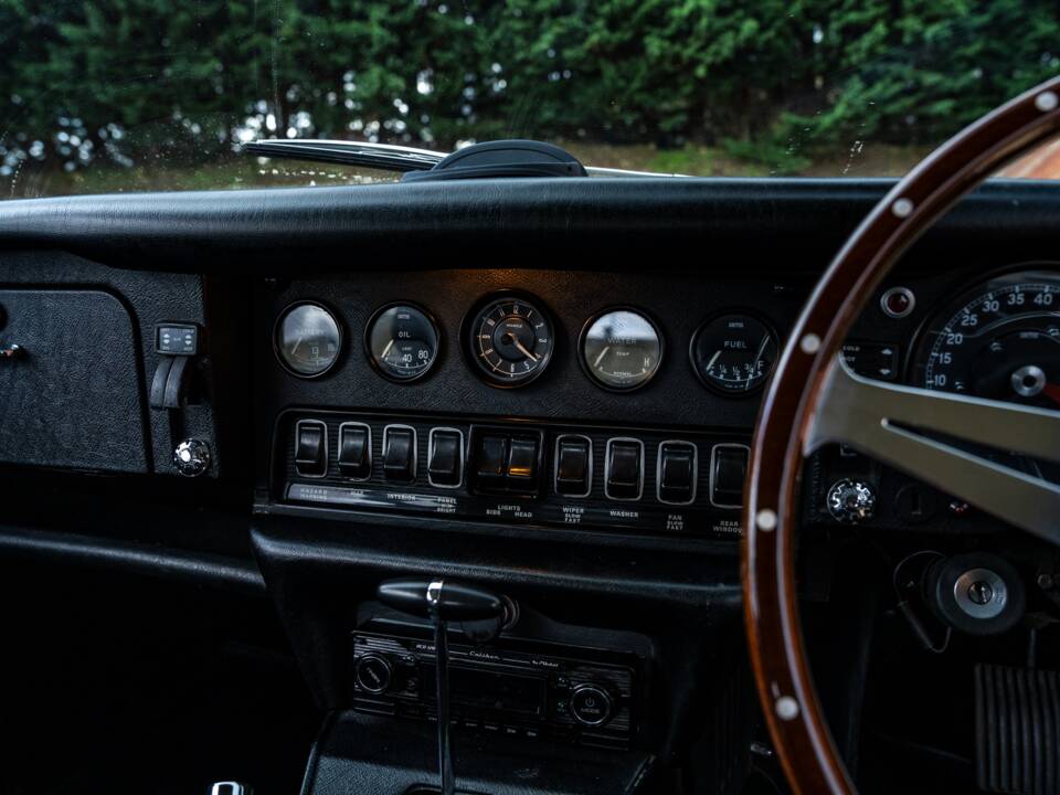 Bild 13/30 von Jaguar E-Type V12 (2+2) (1971)