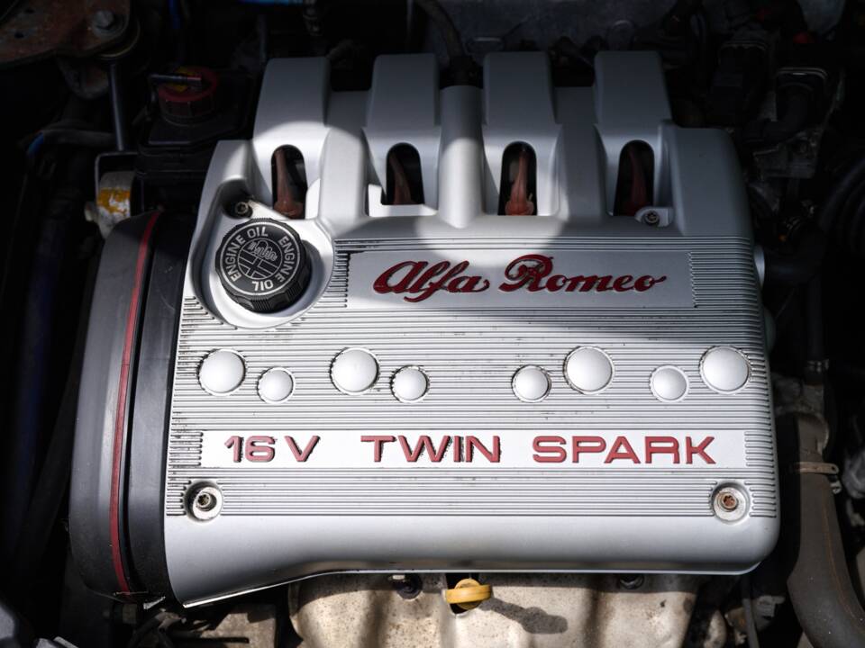 Image 26/50 of Alfa Romeo Spider 2.0 Twin Spark 16V (2001)