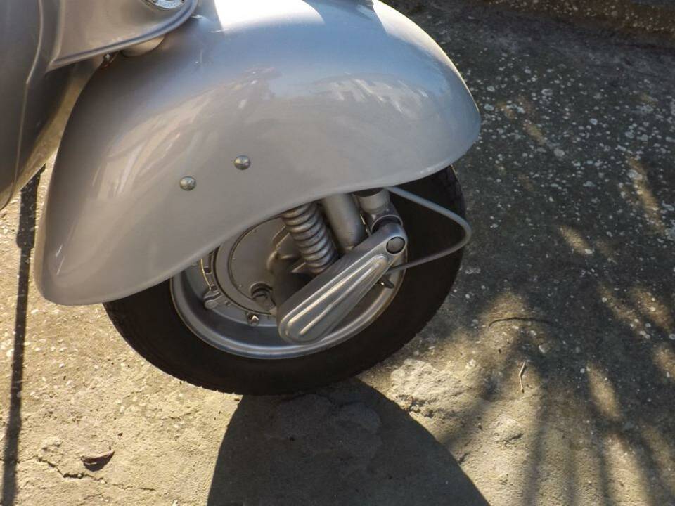 Immagine 29/37 di Piaggio Vespa 150 GS (1958)