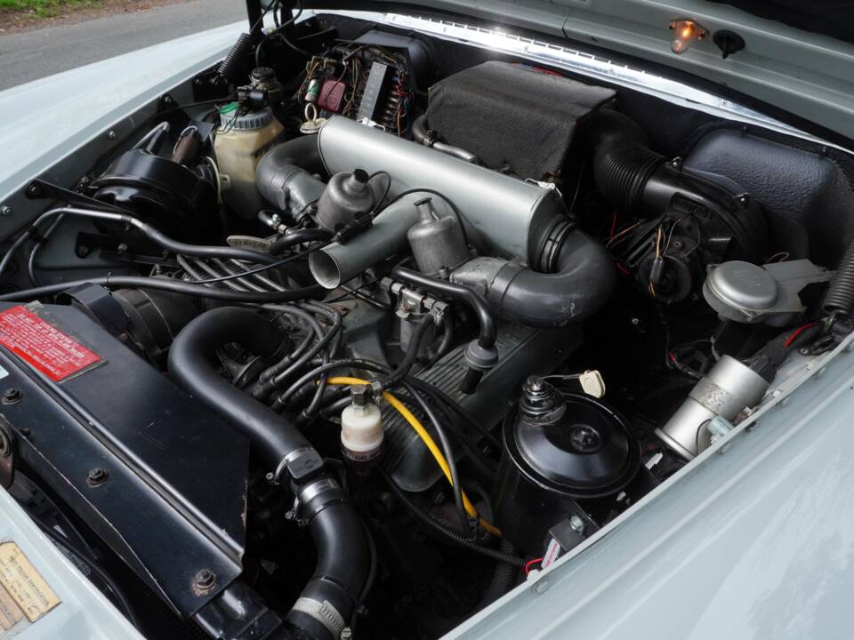 Immagine 16/19 di Rover 3500 (1970)