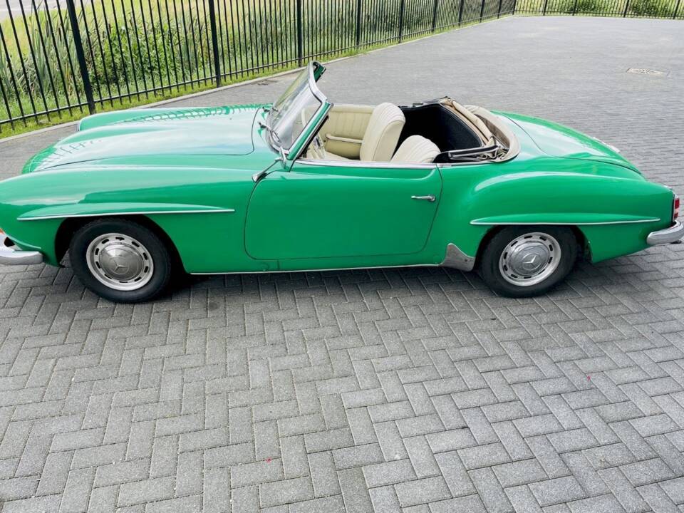 Image 10/34 of Mercedes-Benz 190 SL (1960)