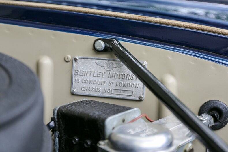 Image 39/49 of Bentley S 3 Continental Flying Spur (1964)