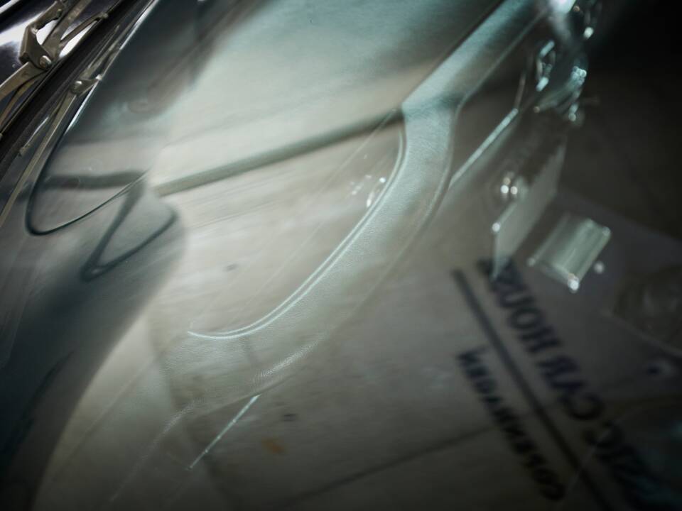 Afbeelding 54/60 van Aston Martin DB 6 (1968)