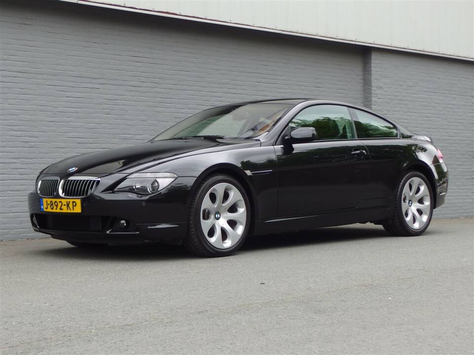 Image 1/97 de BMW 645Ci (2004)