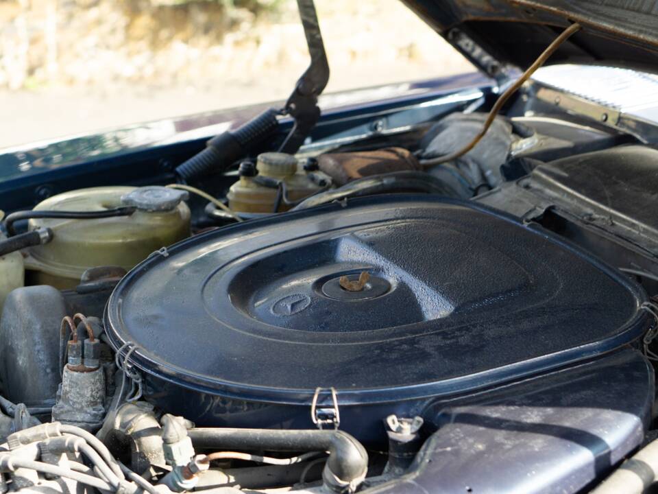 Image 41/50 of Mercedes-Benz 450 SLC (1979)