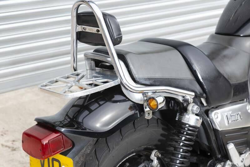 Image 35/37 of Yamaha V-Max 1200 (2000)