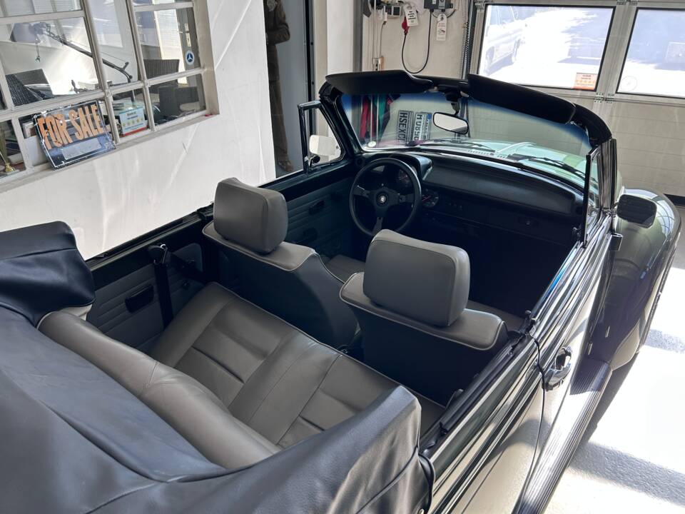 Immagine 22/41 di Volkswagen Maggiolone 1303 LS (1976)