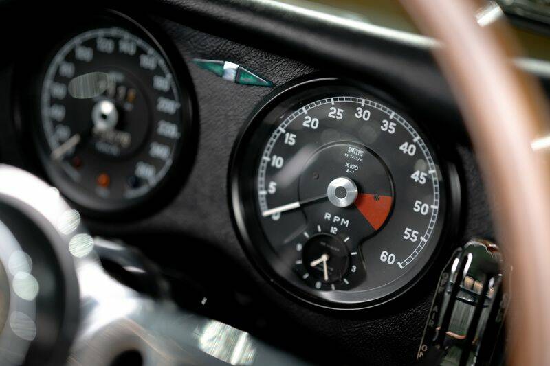 Image 9/50 de Jaguar Type E 4.2 (1966)