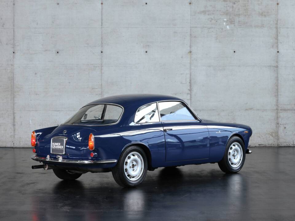 Image 5/50 de Alfa Romeo Giulia 1600 Sprint (1962)