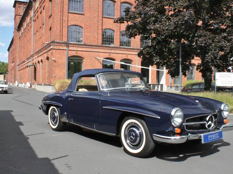 Image 3/22 de Mercedes-Benz 190 SL (1958)