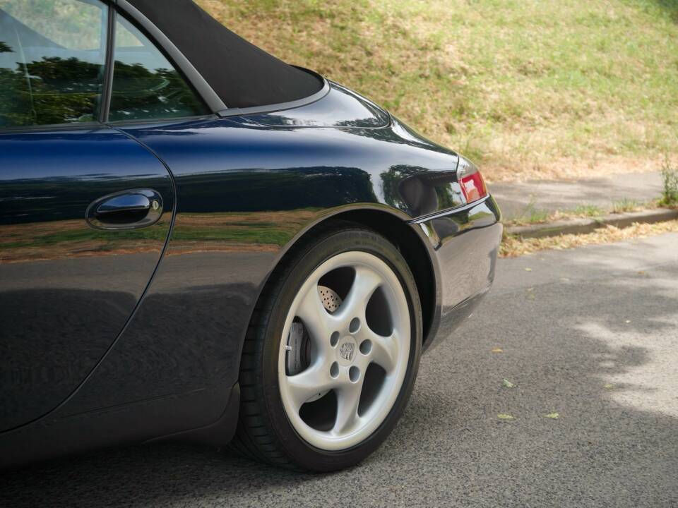 Bild 18/46 von Porsche 911 Carrera 4S (1900)