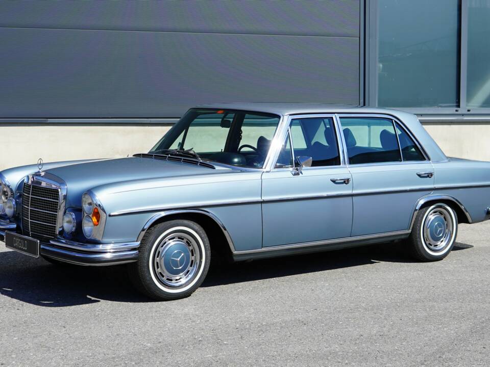 Bild 46/50 von Mercedes-Benz 300 SEL 6.3 (1972)
