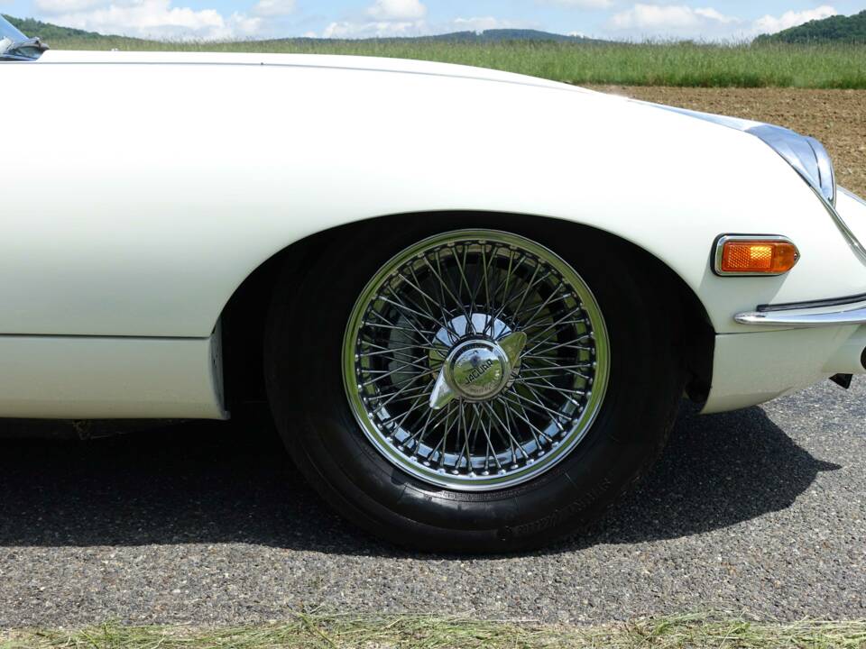 Image 39/39 de Jaguar XK-E (2+2) (1970)