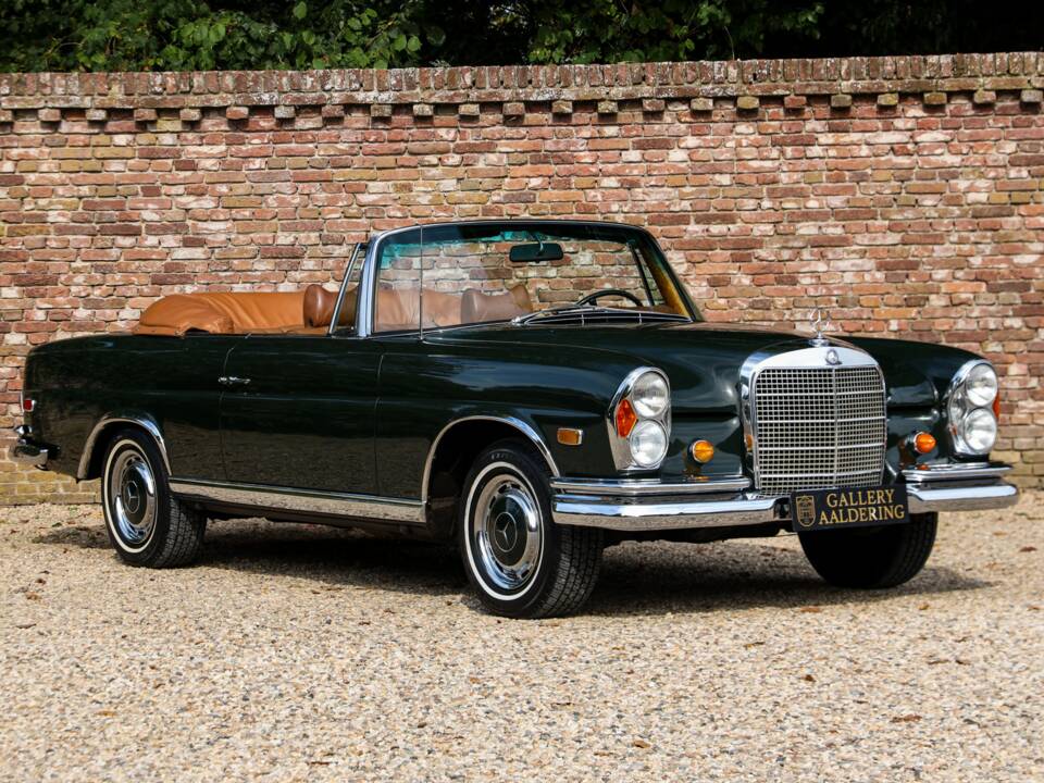 Afbeelding 31/50 van Mercedes-Benz 280 SE (1969)