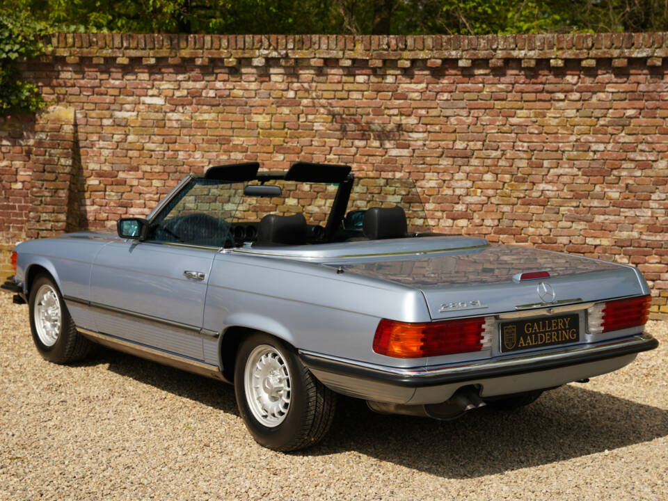 Bild 14/50 von Mercedes-Benz 280 SL (1984)