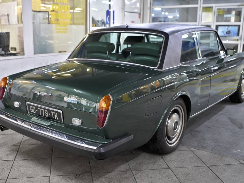 Image 12/50 of Rolls-Royce Corniche I (1978)