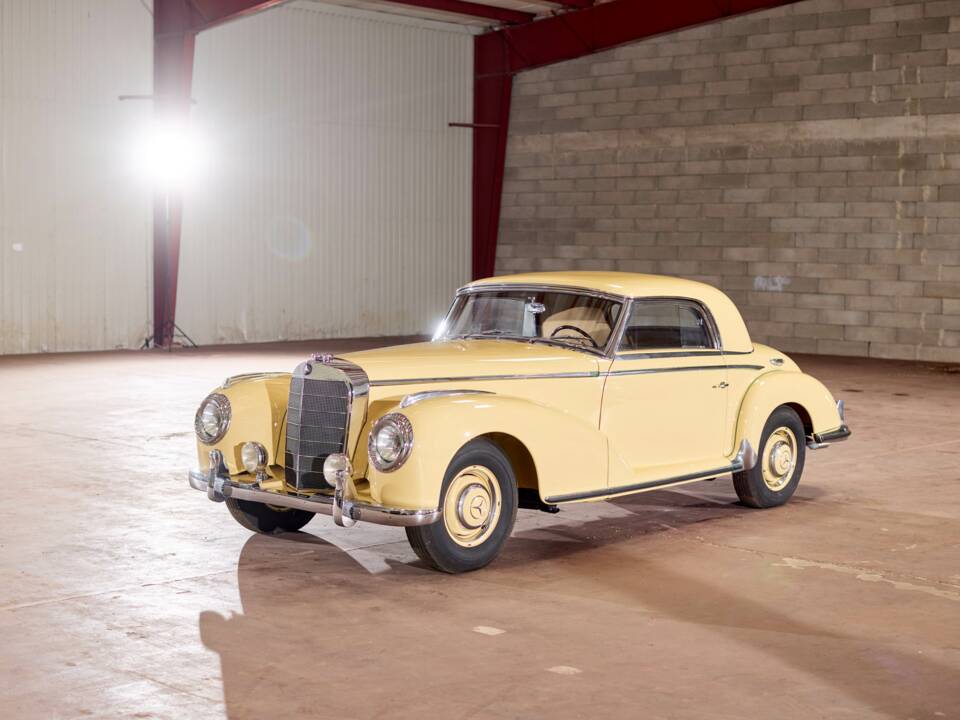 1953 | Mercedes-Benz 300 S