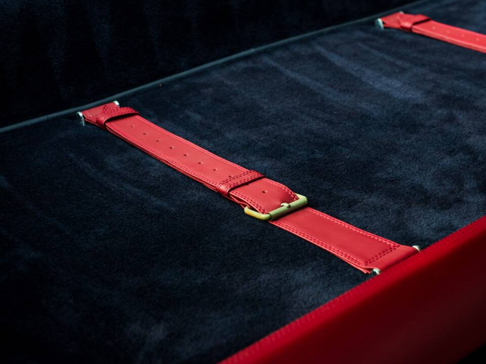 Bild 41/66 von Ferrari 550 Maranello (2000)