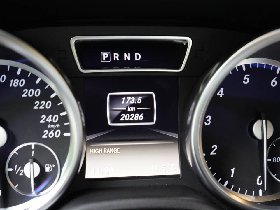 Image 4/17 of Mercedes-Benz G 500 (LWB) (2013)