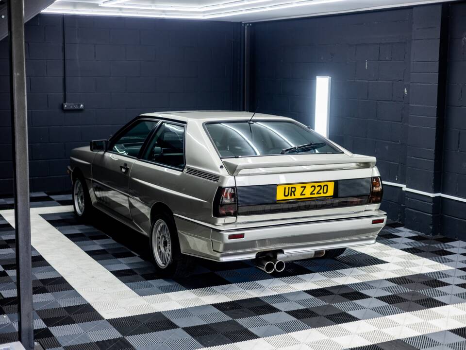 Image 15/46 of Audi 200 Avant quattro - 2.1 Turbo (1985)