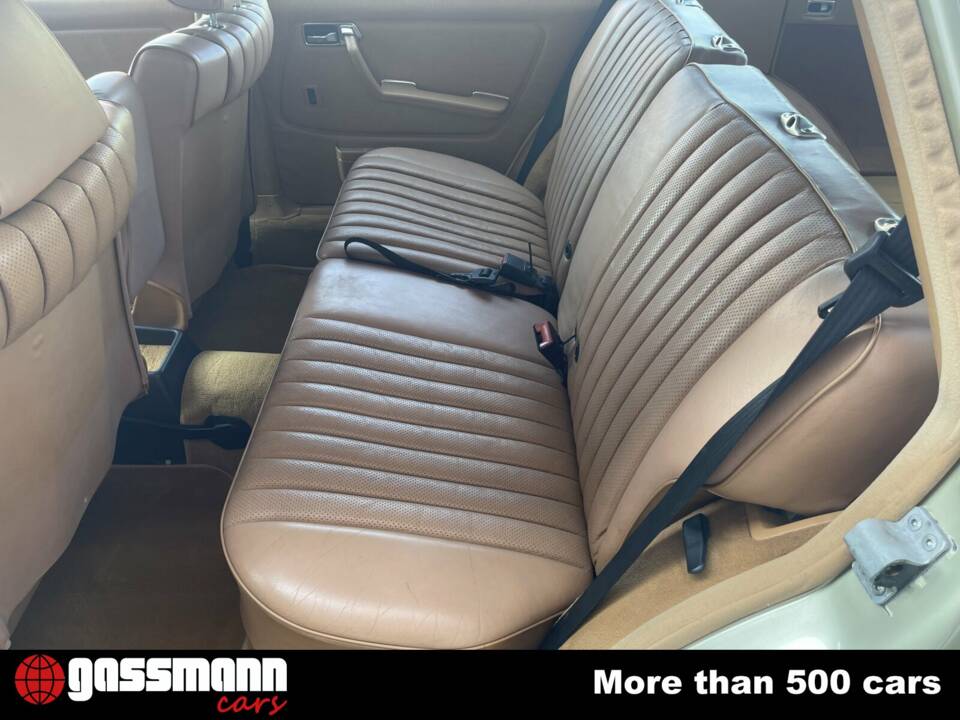 Image 15/15 of Mercedes-Benz 280 TE (1985)