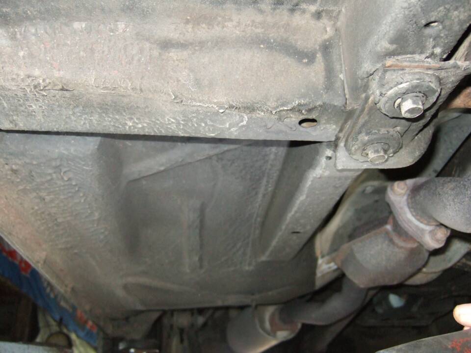 Image 15/30 of Volvo 240 Kombi (1988)