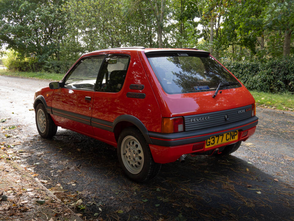 Bild 4/19 von Peugeot 205 GTi 1.6 (1989)