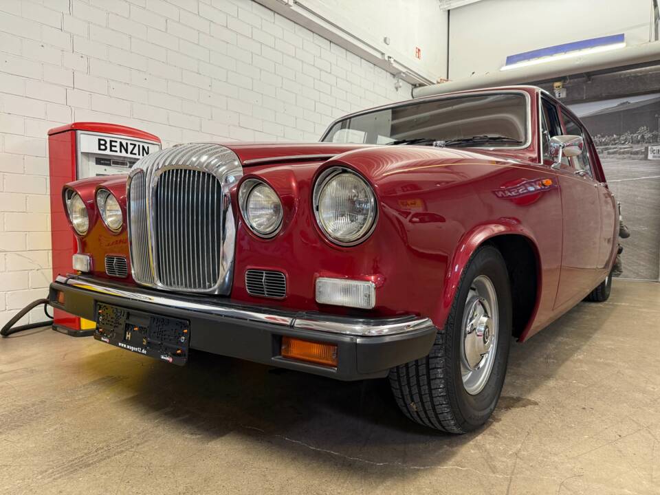 Image 2/16 of Daimler DS 420 (1988)