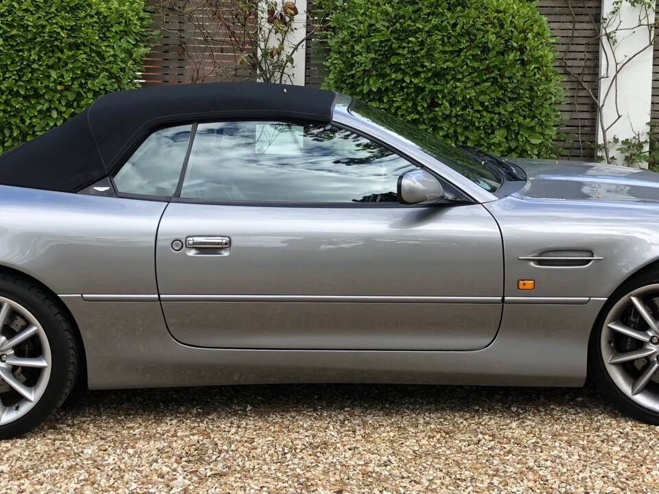 Image 1/5 of Aston Martin DB 7 Vantage Volante (2001)