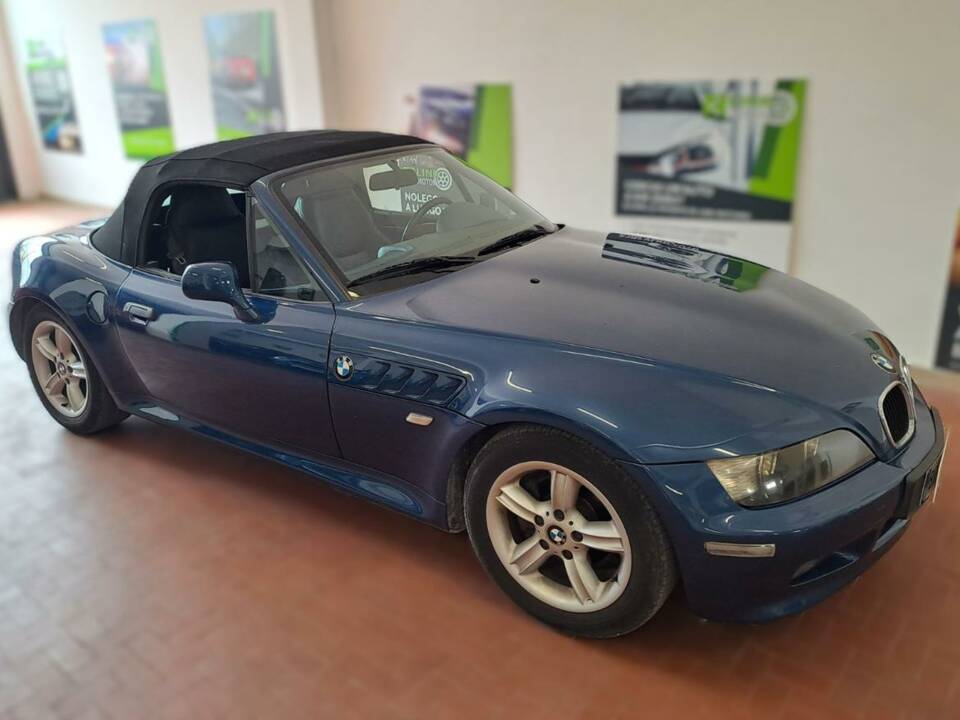 Immagine 5/22 di BMW Z3 1.9i (1999)