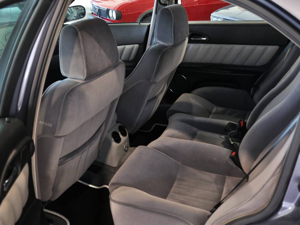 Bild 17/29 von Alfa Romeo 166 2.0 V6 TB (1999)